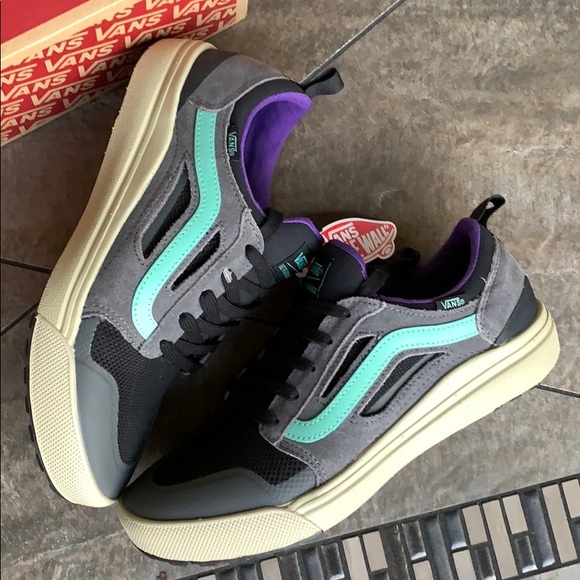 vans ultrarange pewter
